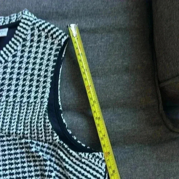 Anthropologie Dolan Callan Ruffled Tank Sleeveless Black White small houndstooth - Picture 14 of 14